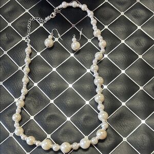 Avon Cream Pearl Necklace and Earring Set